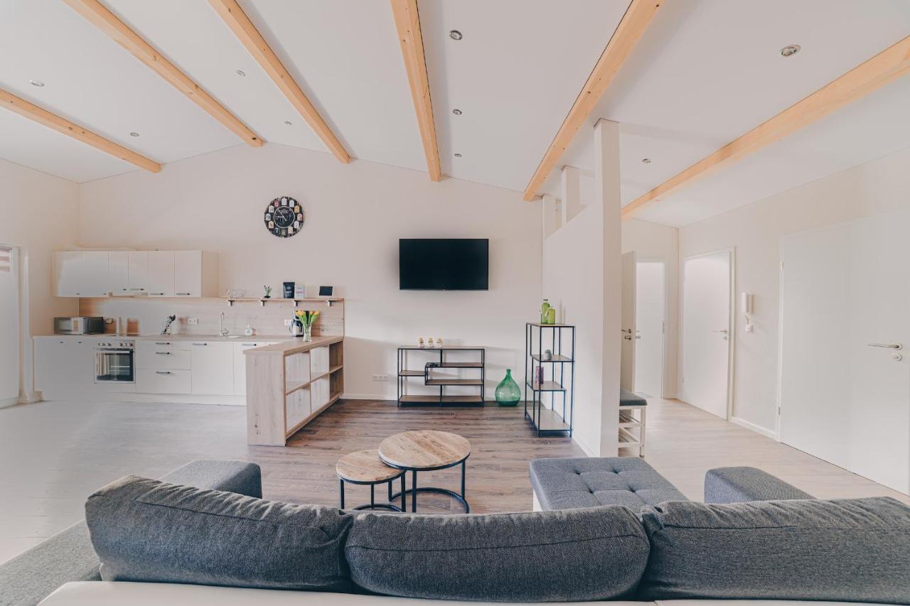Grosse Ferienwohnung Mit Balkon Und Perfekter Lage Eggenthal Екстер'єр фото